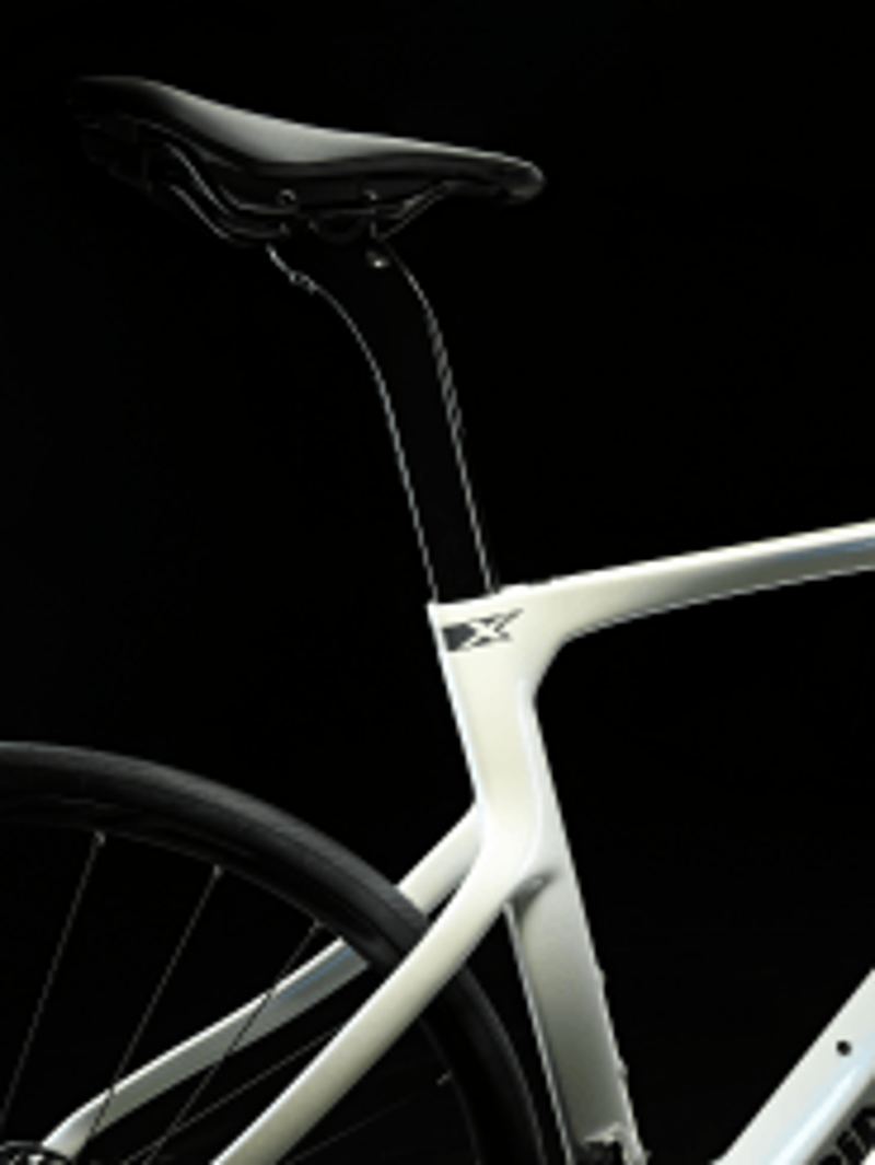 Pinarello X1 with 105 12 Speed and Shimano Wheels in PEARL WHITE-7